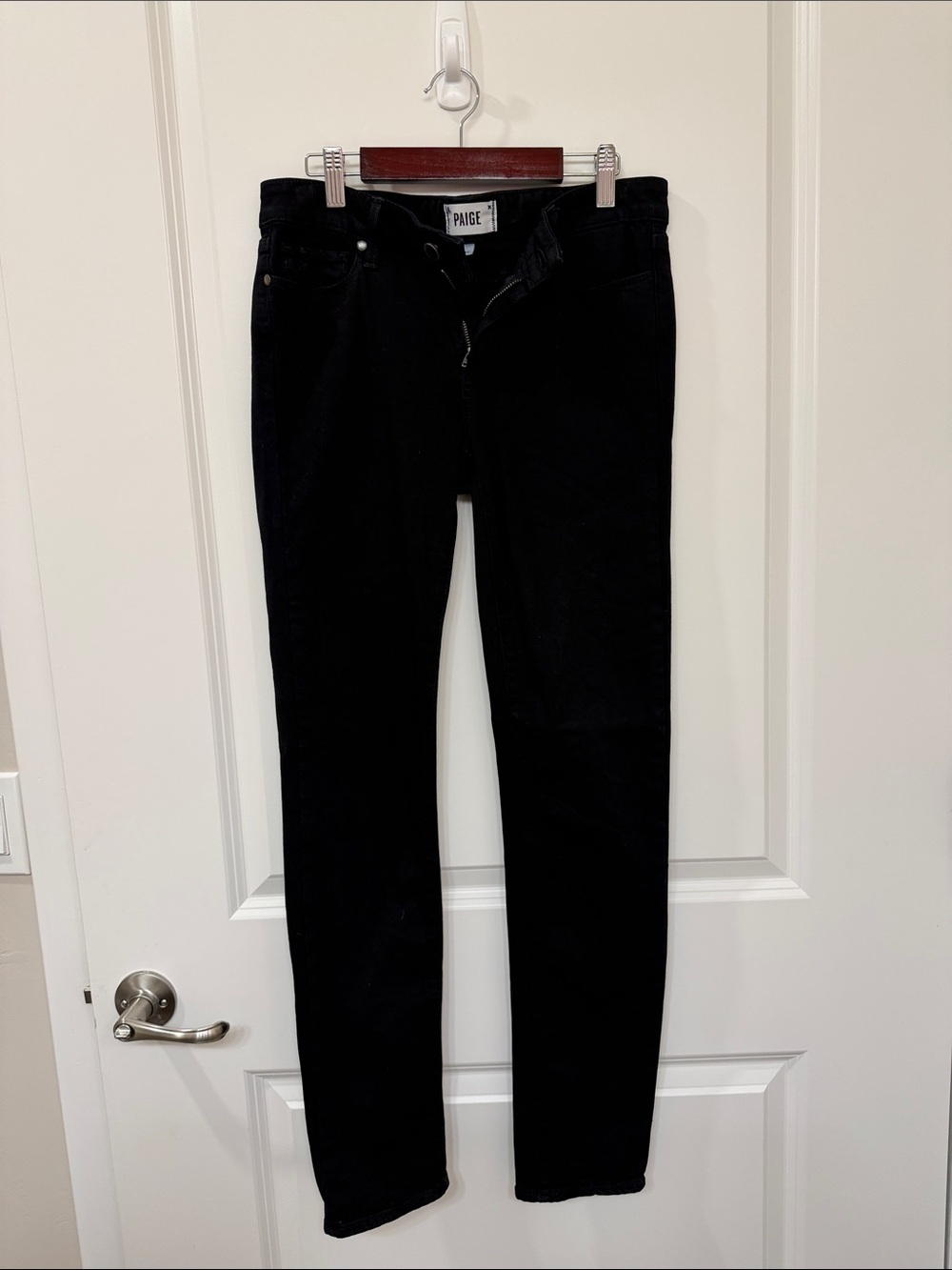 PAIGE Skinny Jeans in Black Waist 27 Like New